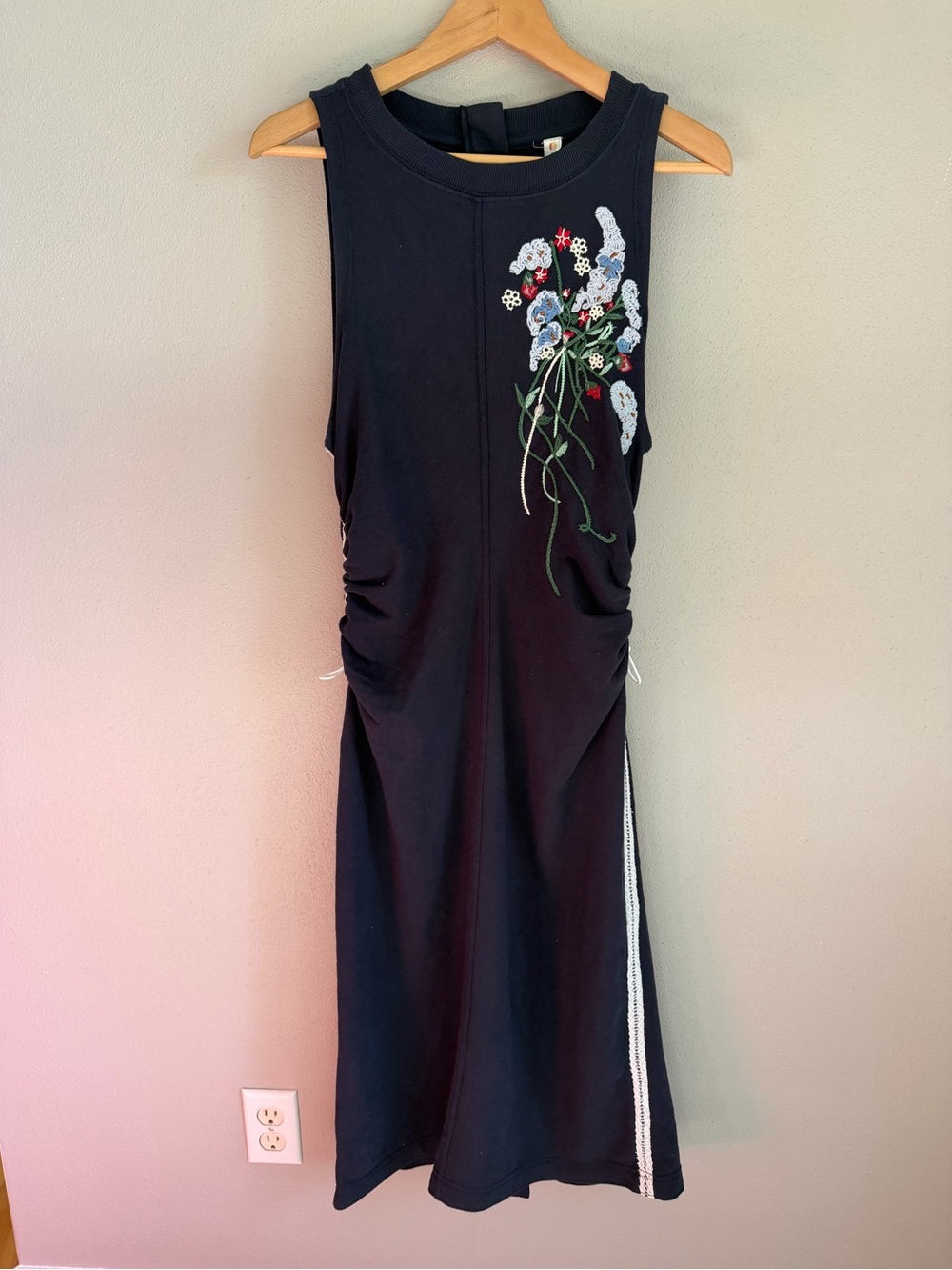 Anthropologie Like NEW Sleeveless Navy Floral Embroidered Midi Dress - Picture 4 of 13